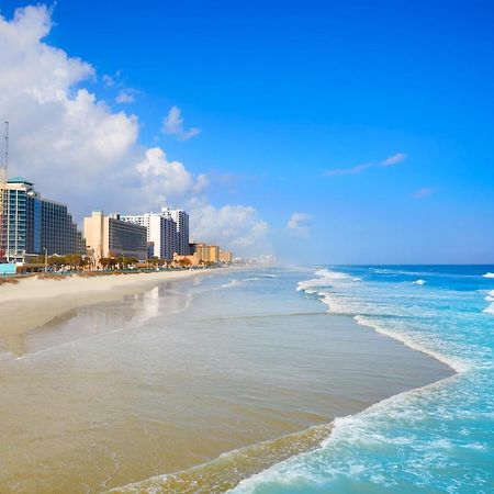 Appartamento Newly Renovated Oceanfront Studio W/ Balcony - Daytona Beach Esterno foto