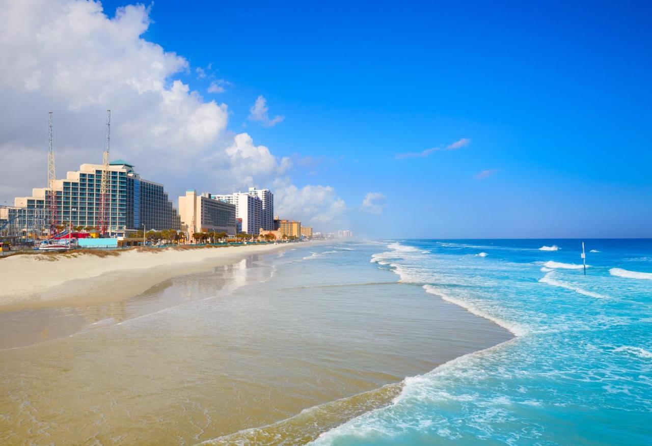 Appartamento Newly Renovated Oceanfront Studio W/ Balcony - Daytona Beach Esterno foto